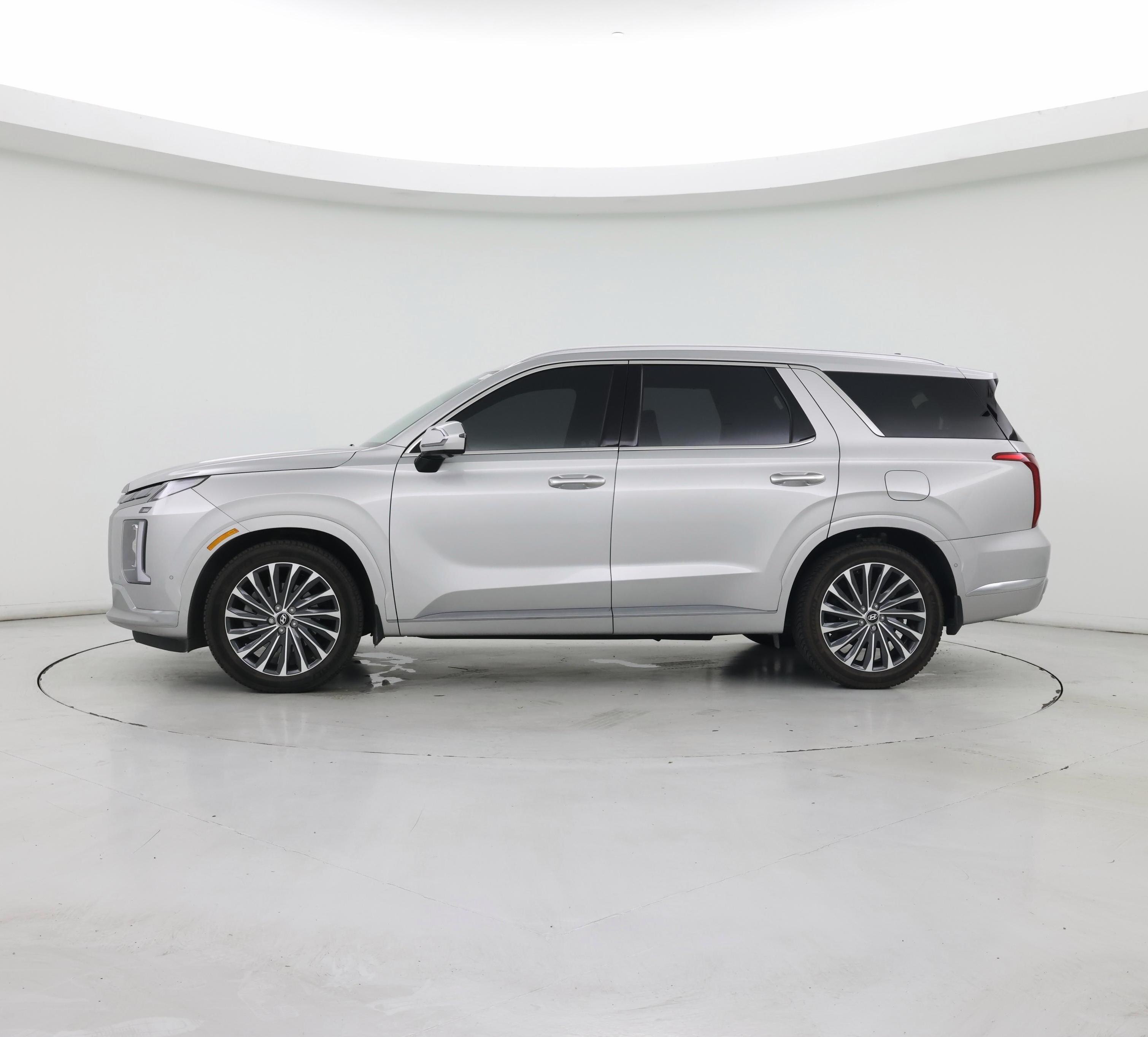 Thumbnail: 2023 Hyundai Palisade - 3