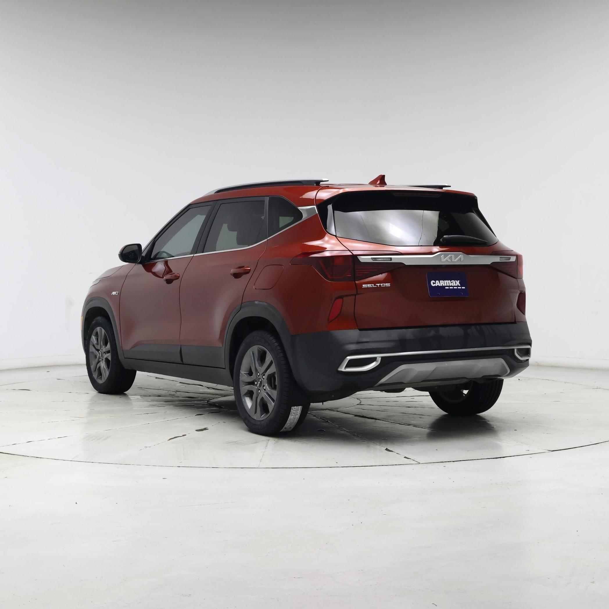 Thumbnail: 2022 Kia Seltos - 2