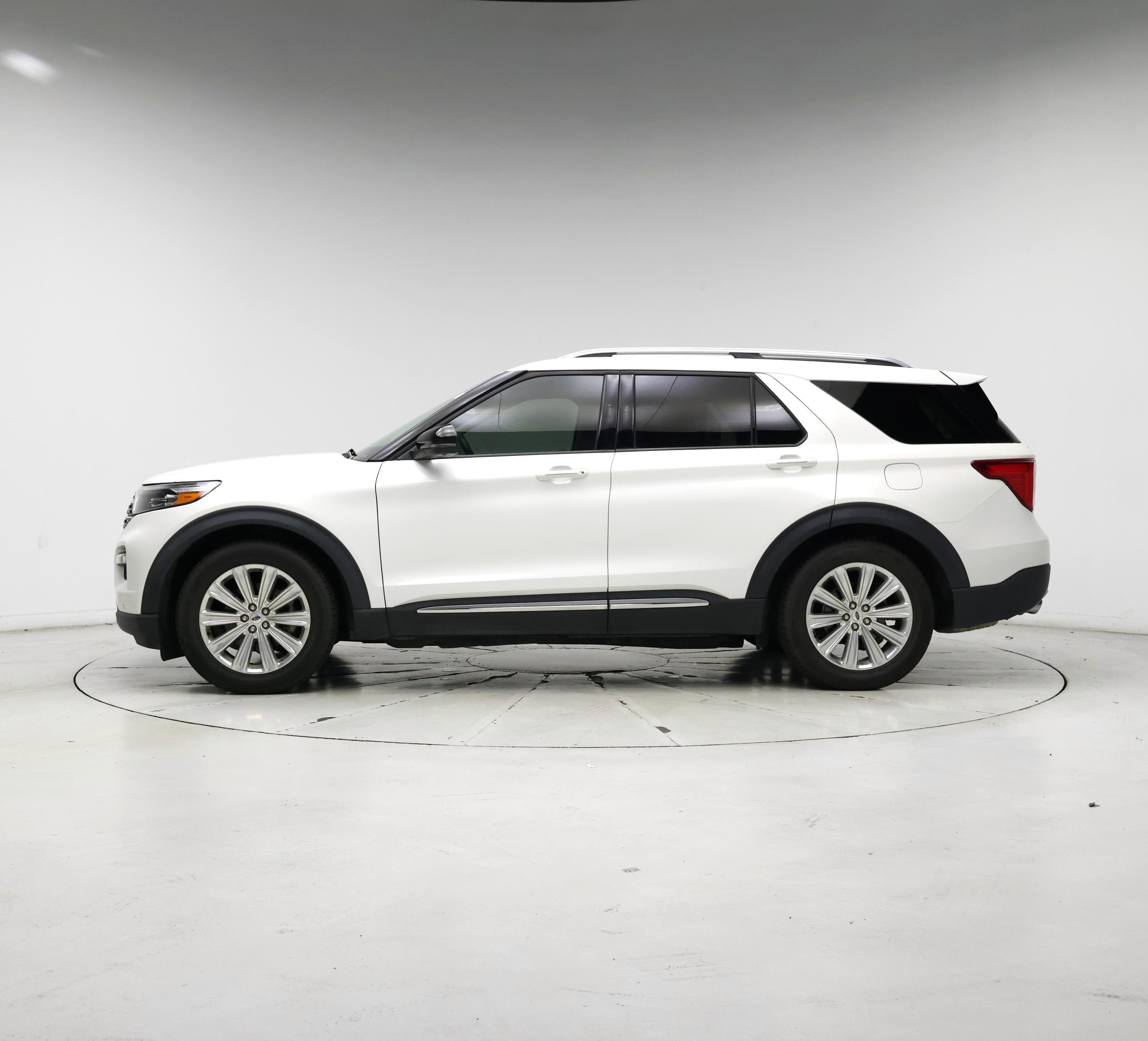 Thumbnail: 2020 Ford Explorer - 3