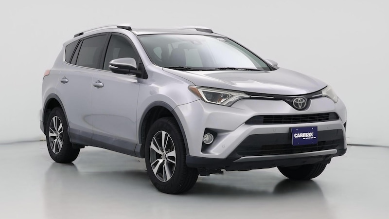 2016 Toyota RAV4 XLE Hero Image