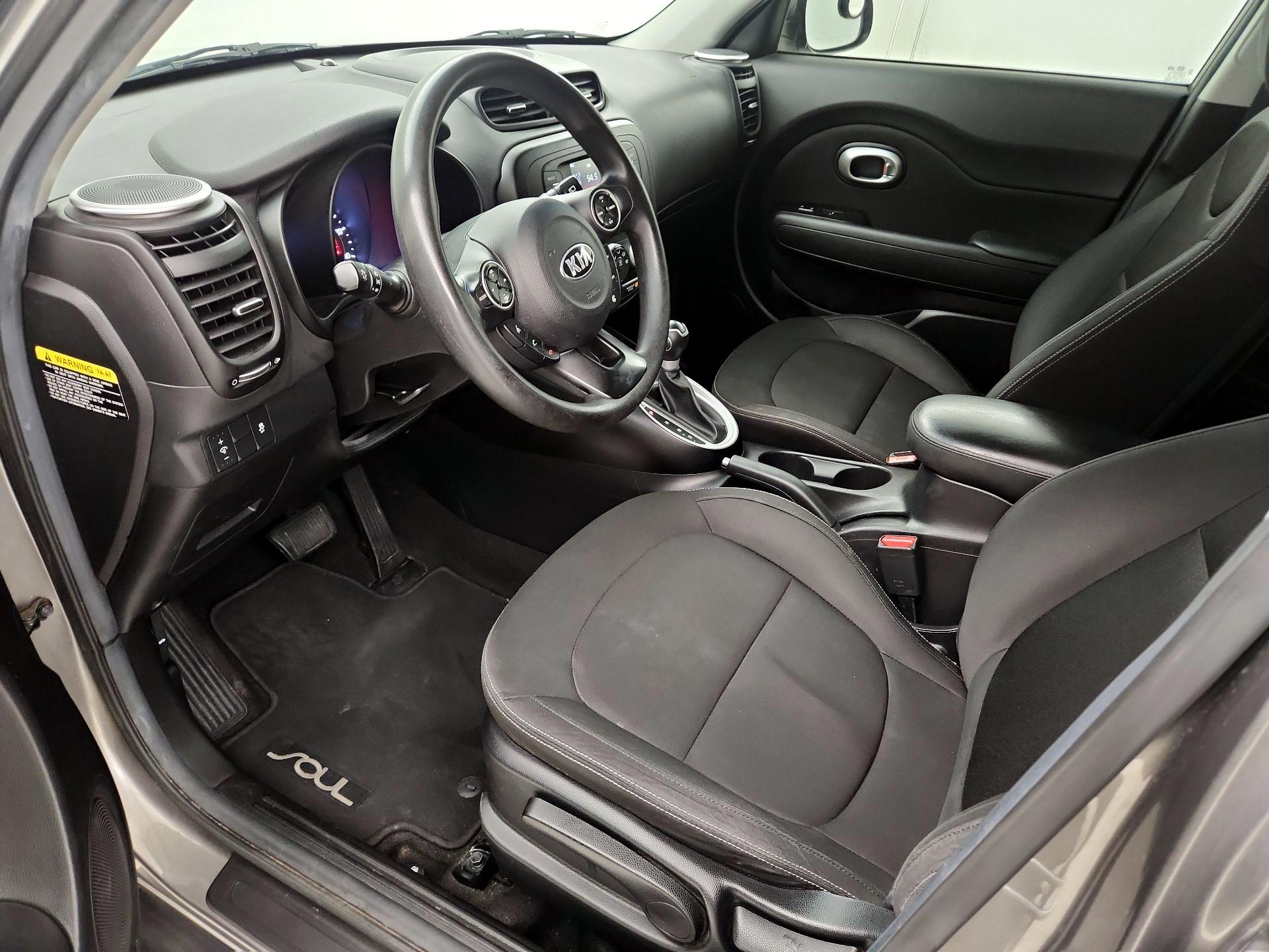 Thumbnail: 2016 Kia Soul - 11