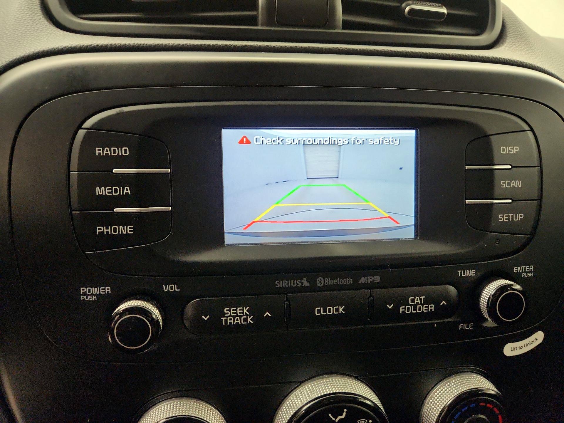 Thumbnail: 2016 Kia Soul - 14
