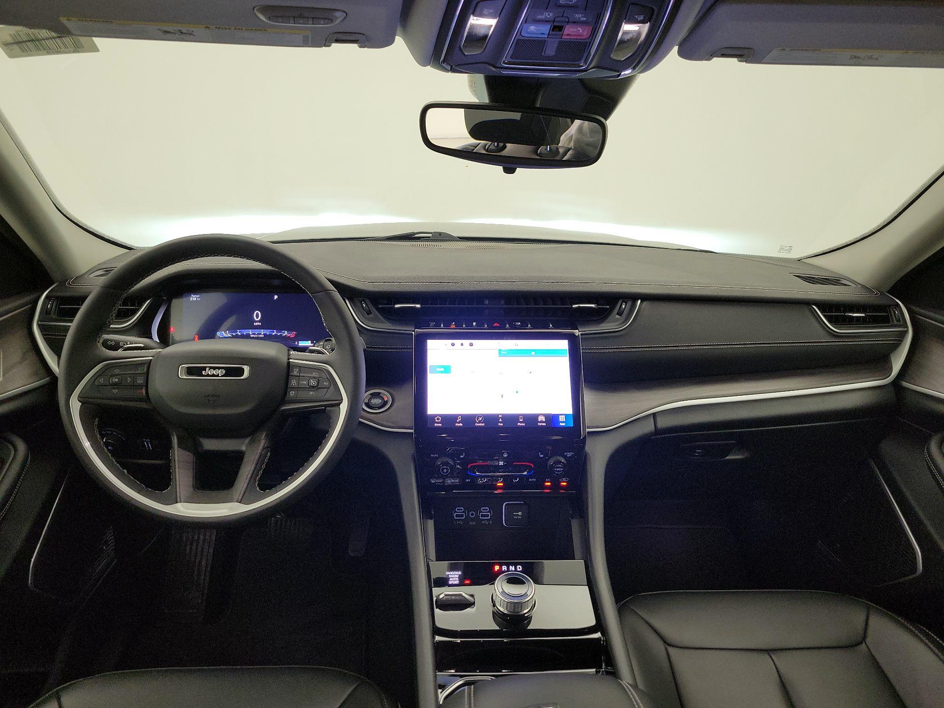Thumbnail: 2023 Jeep Grand Cherokee - 9