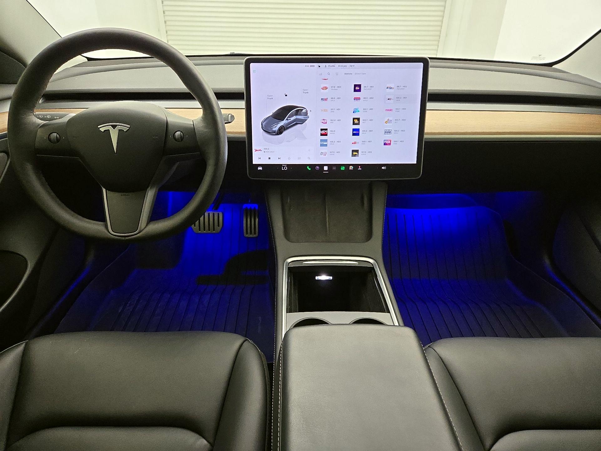 Thumbnail: 2022 Tesla Model 3 - 9