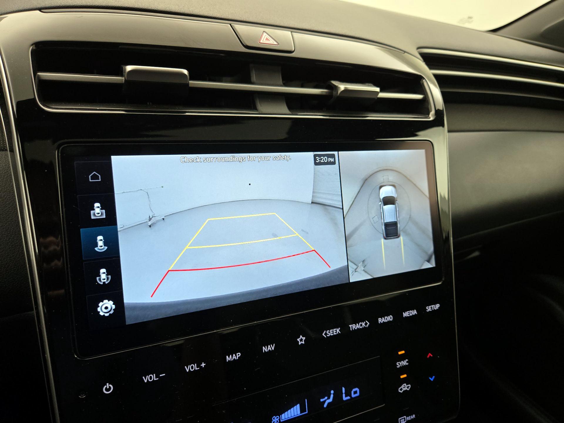 Thumbnail: 2023 Hyundai Santa Cruz - 15