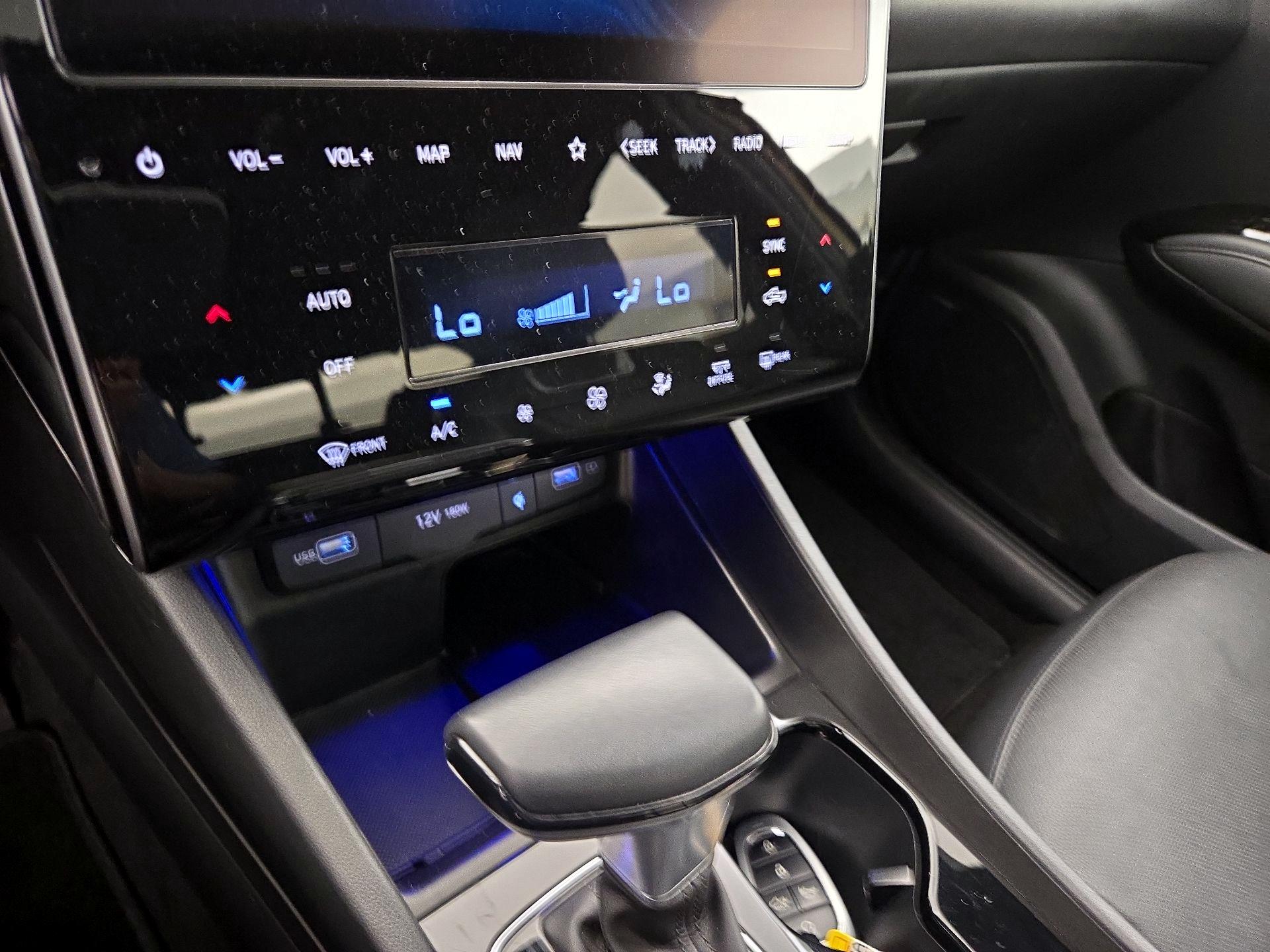 Thumbnail: 2023 Hyundai Santa Cruz - 17