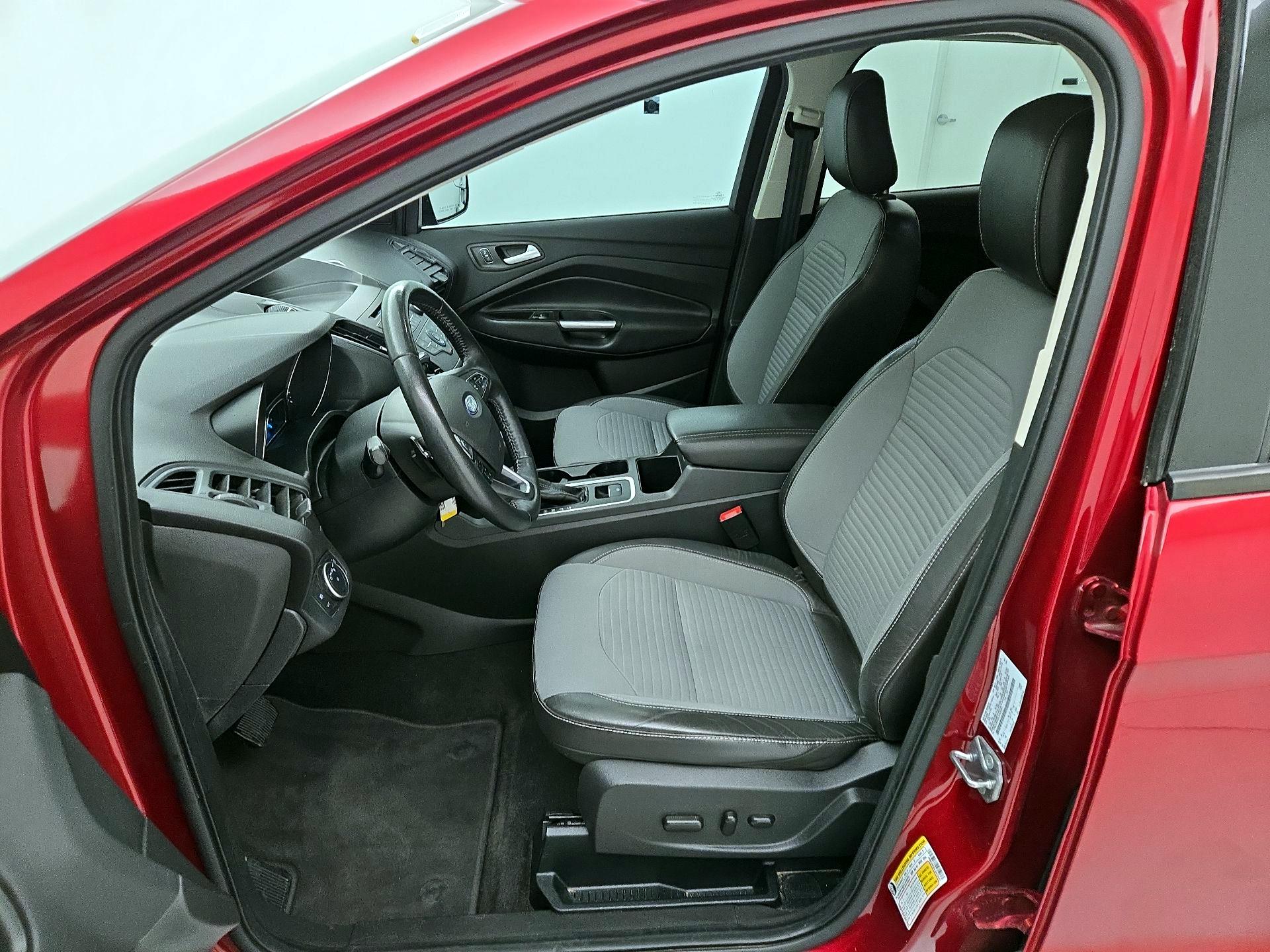 Thumbnail: 2018 Ford Escape - 11