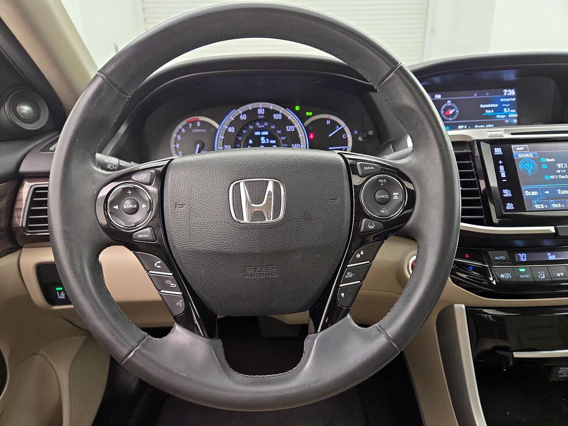 Thumbnail: 2016 Honda Accord - 10