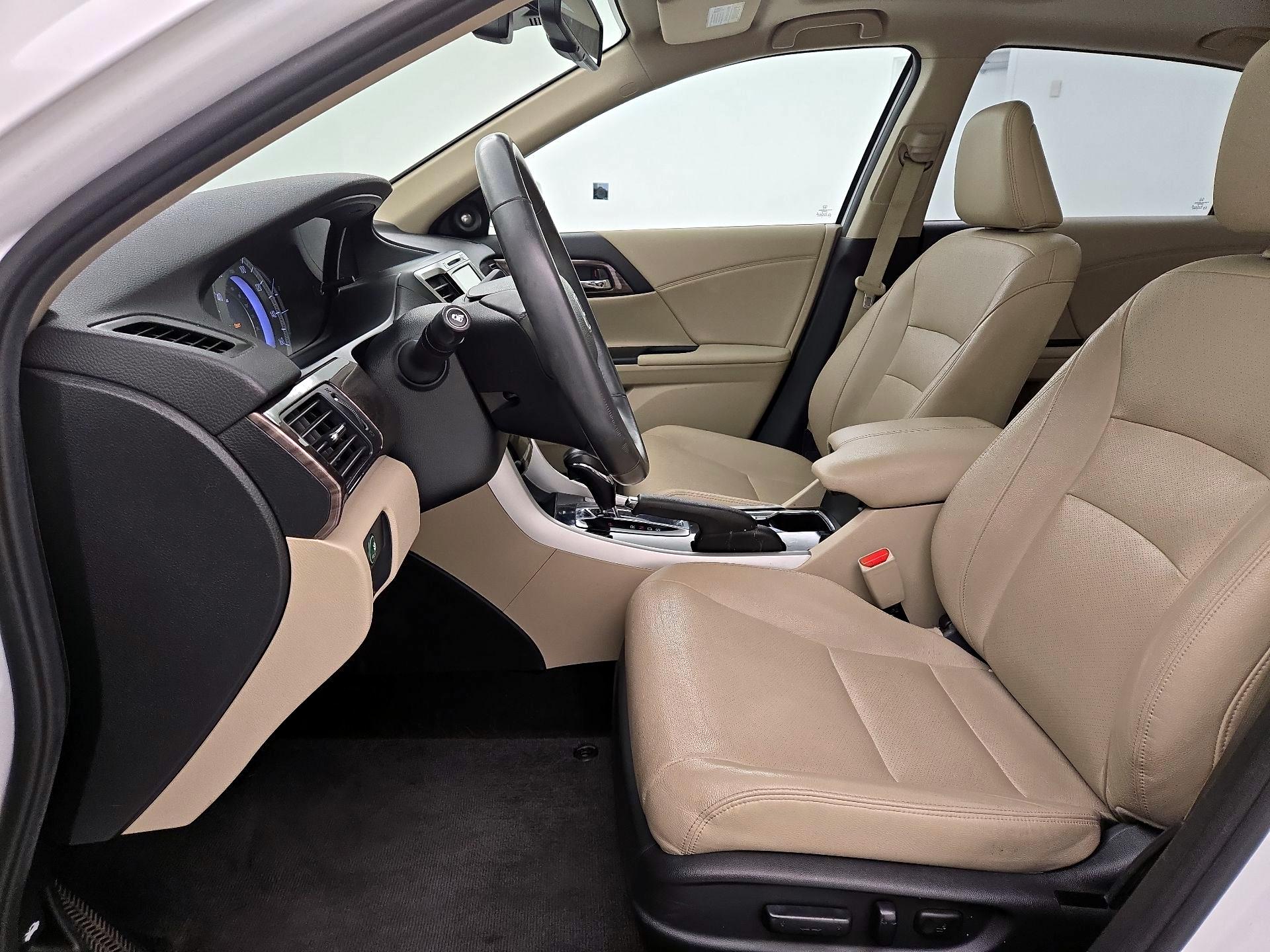 Thumbnail: 2016 Honda Accord - 11