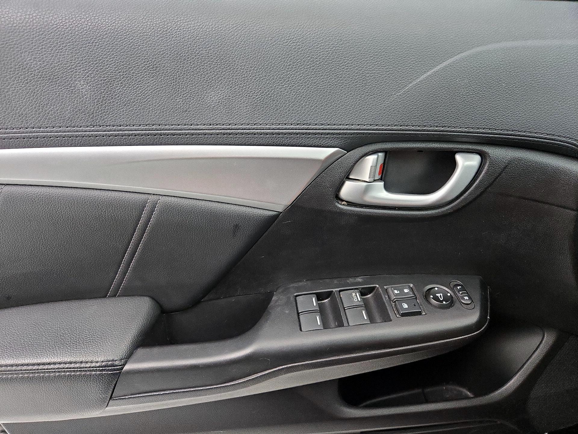 Thumbnail: 2015 Honda Civic - 12