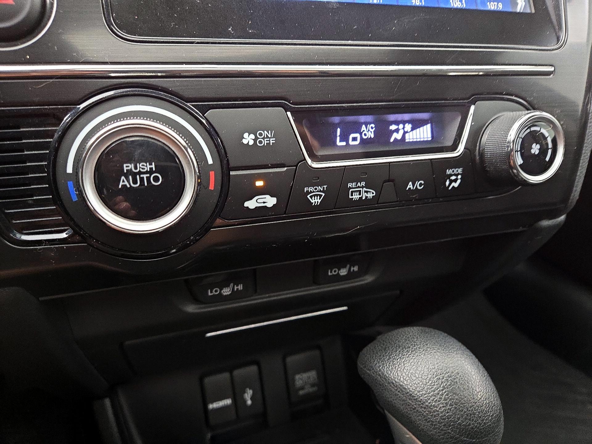 Thumbnail: 2015 Honda Civic - 17
