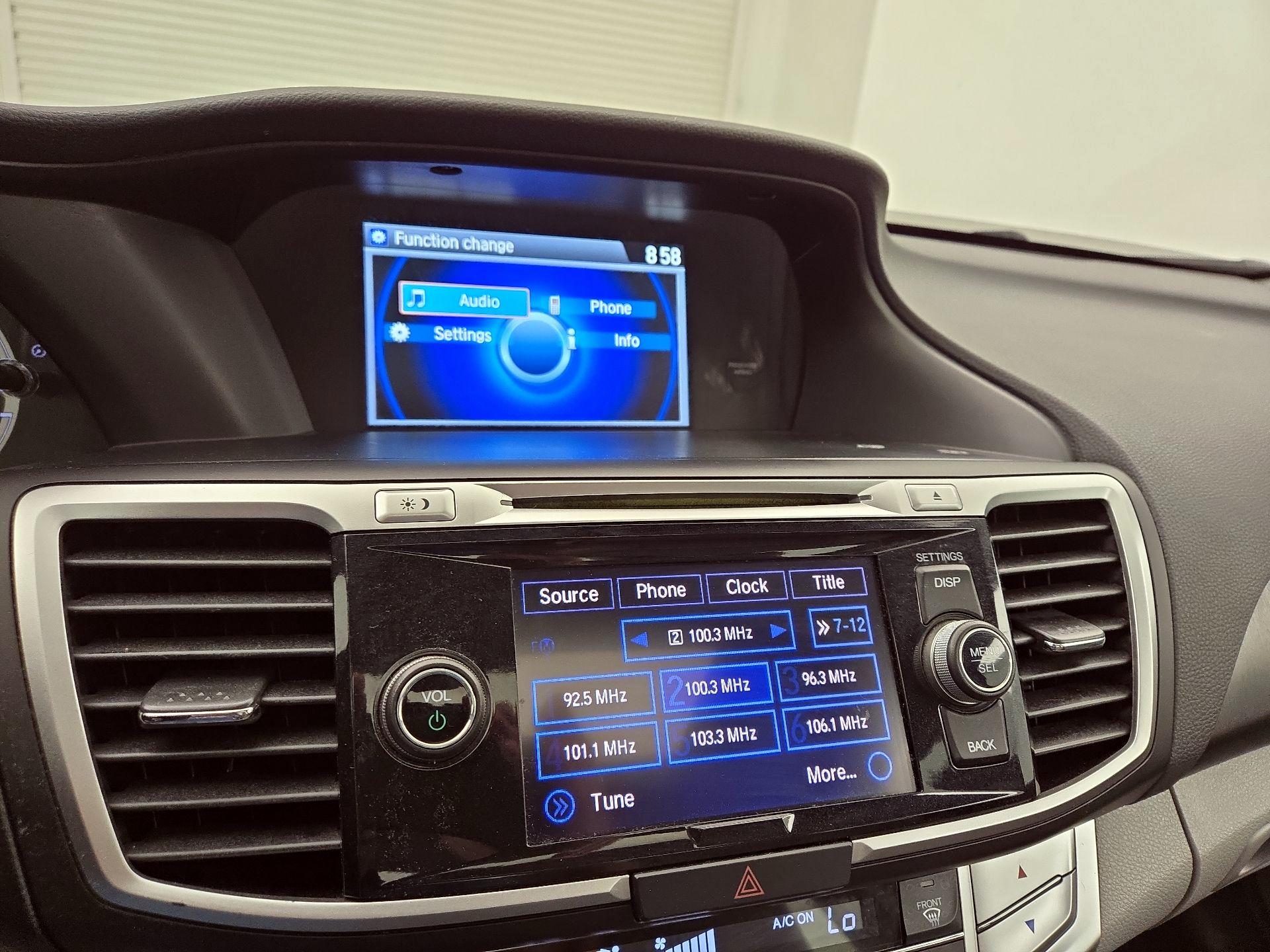 Thumbnail: 2015 Honda Accord - 15