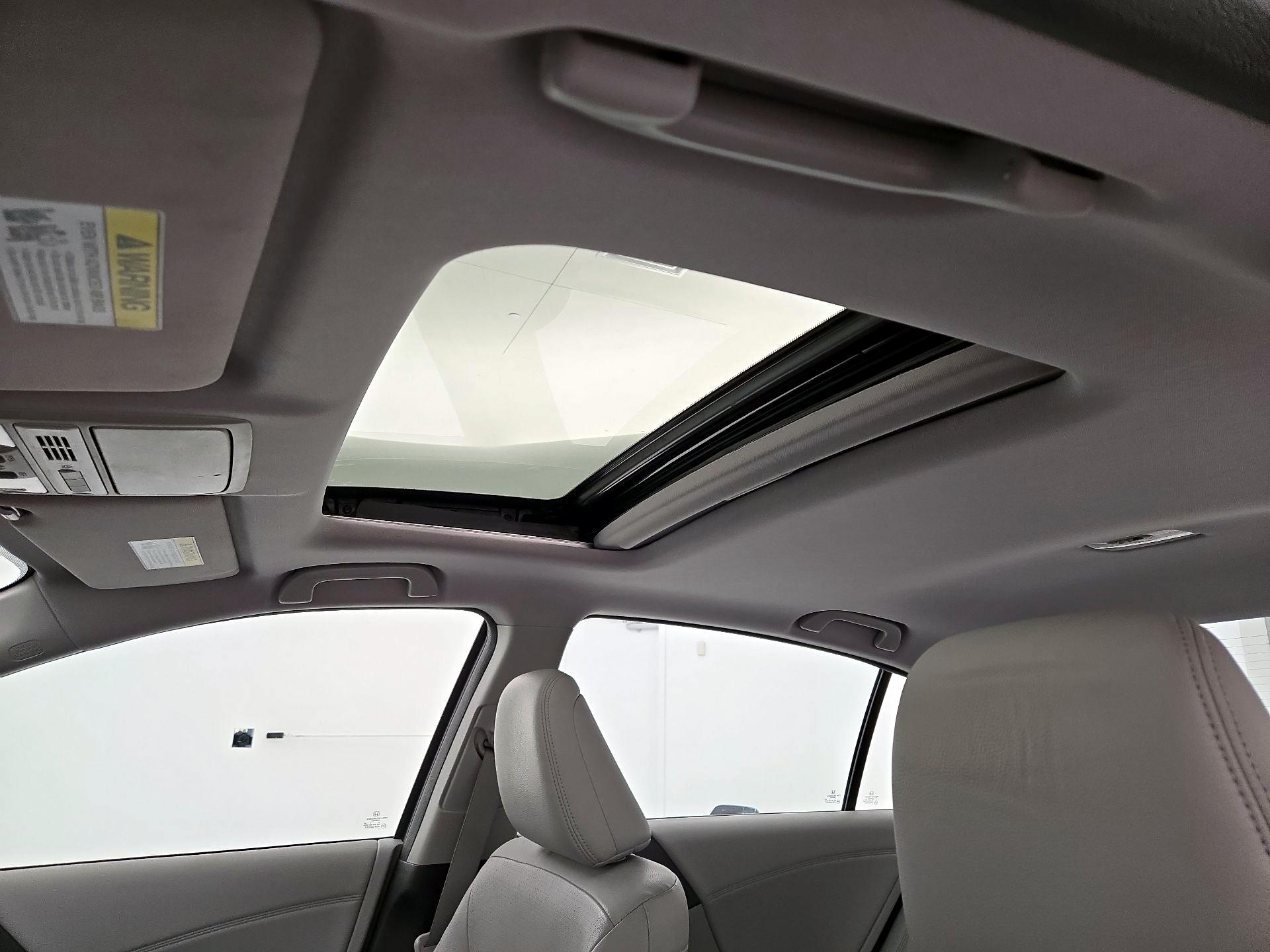 Thumbnail: 2015 Honda Accord - 19