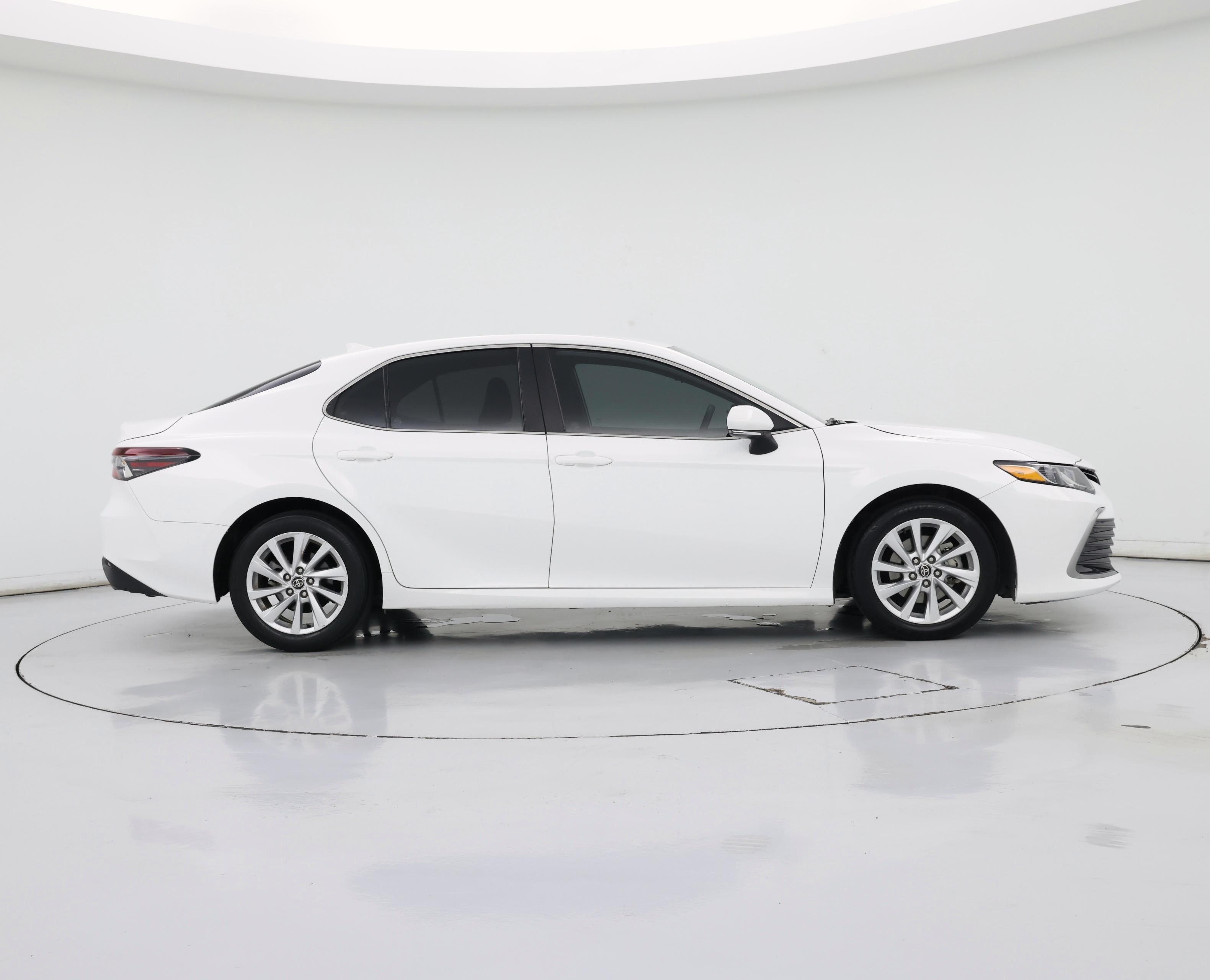 Thumbnail: 2023 Toyota Camry - 7