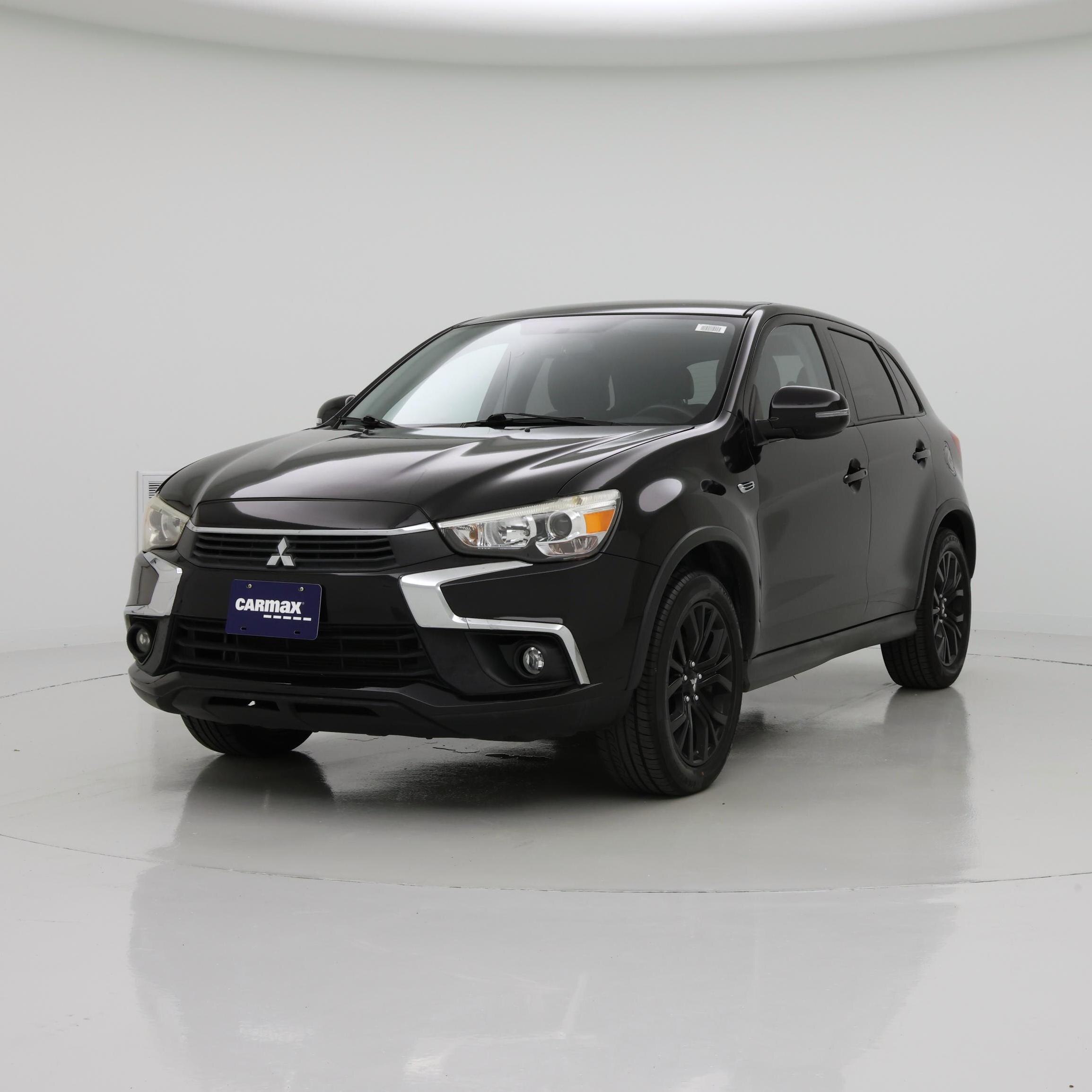 Thumbnail: 2017 Mitsubishi Outlander Sport - 4