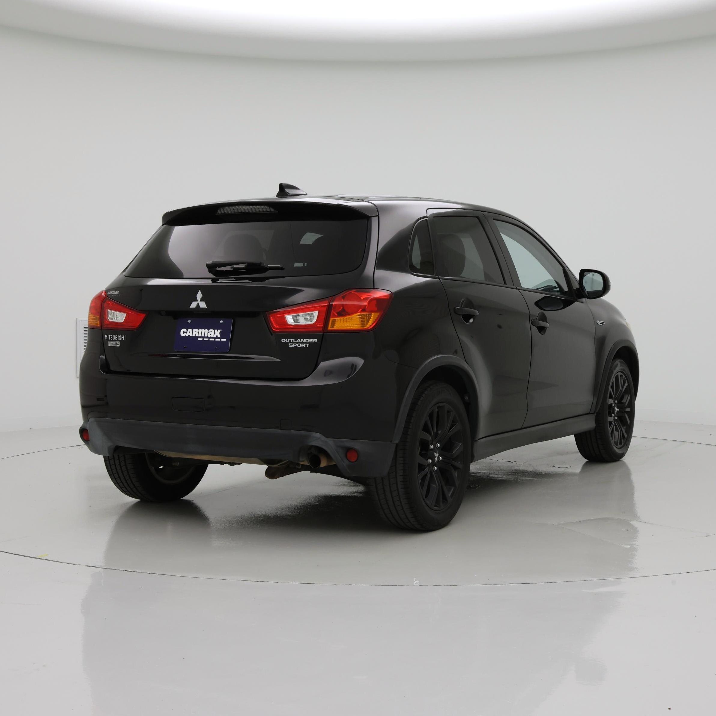 Thumbnail: 2017 Mitsubishi Outlander Sport - 8