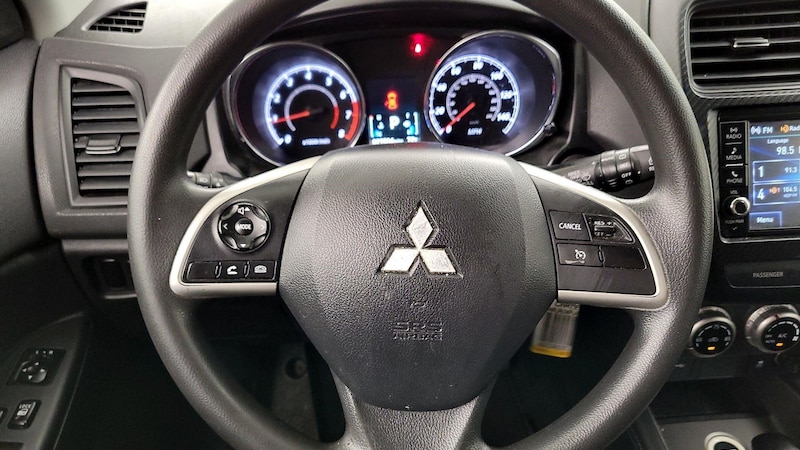 2023 Mitsubishi Outlander Sport ES 10