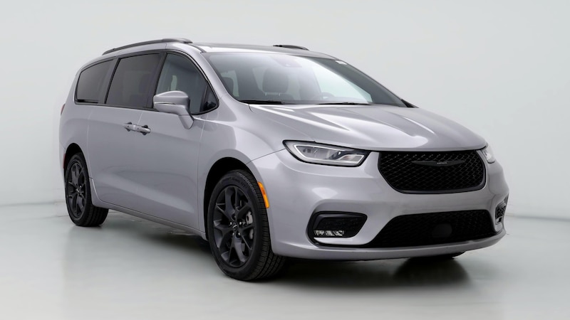 2021 Chrysler Pacifica Limited Hero Image