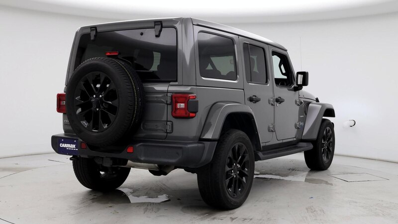 2021 Jeep Wrangler Unlimited Sahara 8