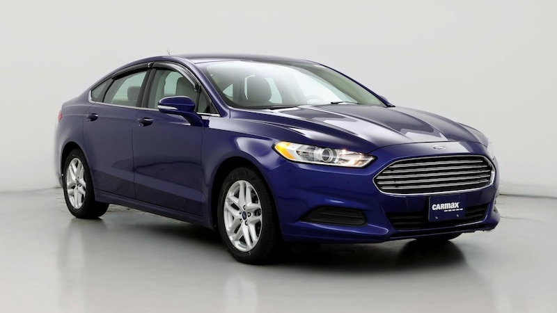 2014 Ford Fusion SE Hero Image