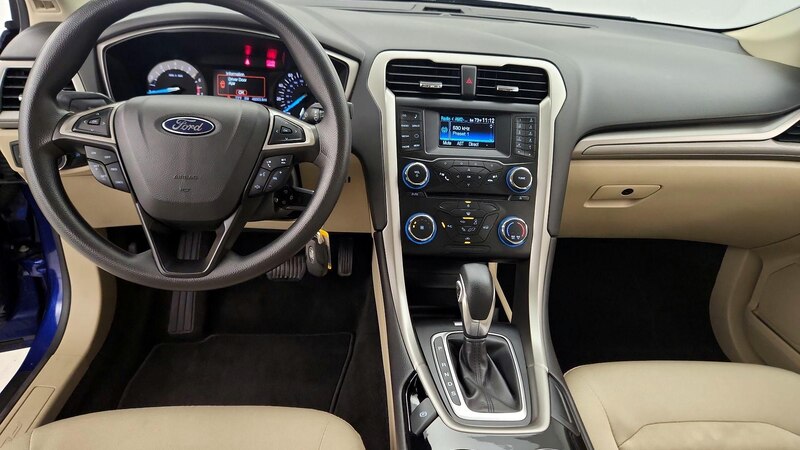 2014 Ford Fusion SE 9