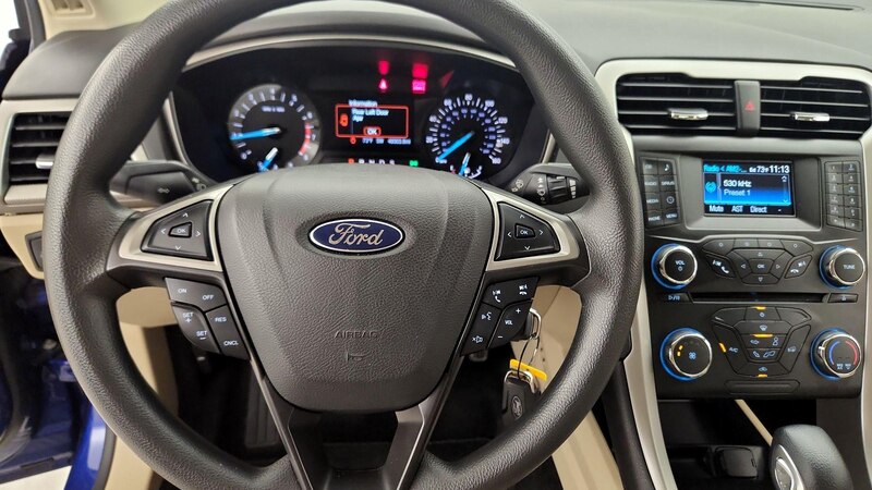 2014 Ford Fusion SE 10