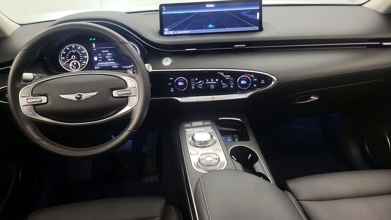 2023 Genesis GV70  9