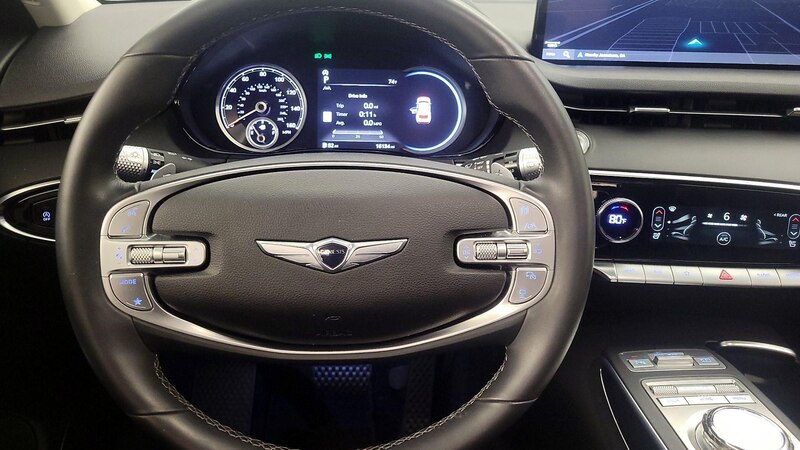 2023 Genesis GV70  10