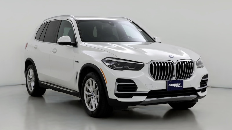 2023 BMW X5 xDrive45e Hero Image