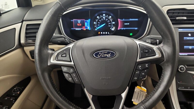 2014 Ford Fusion SE 10