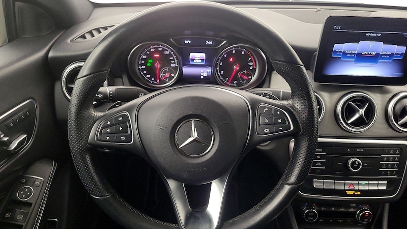 2019 Mercedes-Benz CLA 250 10