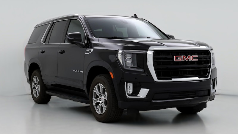 2022 GMC Yukon SLE Hero Image