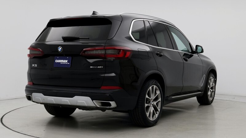 2023 BMW X5 sDrive40i 8