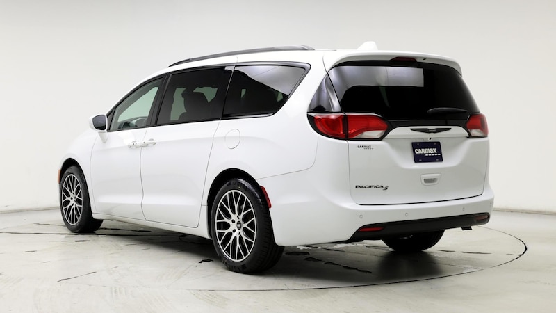 2020 Chrysler Pacifica Touring L 2