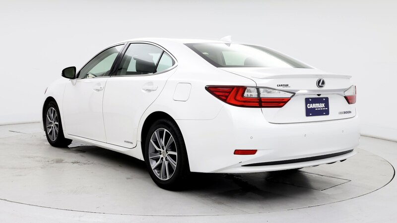 2016 Lexus ES Hybrid 300h 2