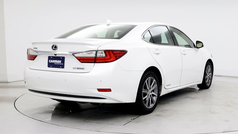 2016 Lexus ES Hybrid 300h 8