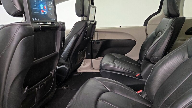 2019 Chrysler Pacifica Hybrid Limited 21