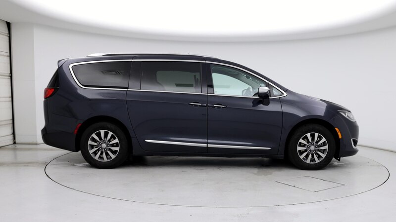 2019 Chrysler Pacifica Hybrid Limited 7