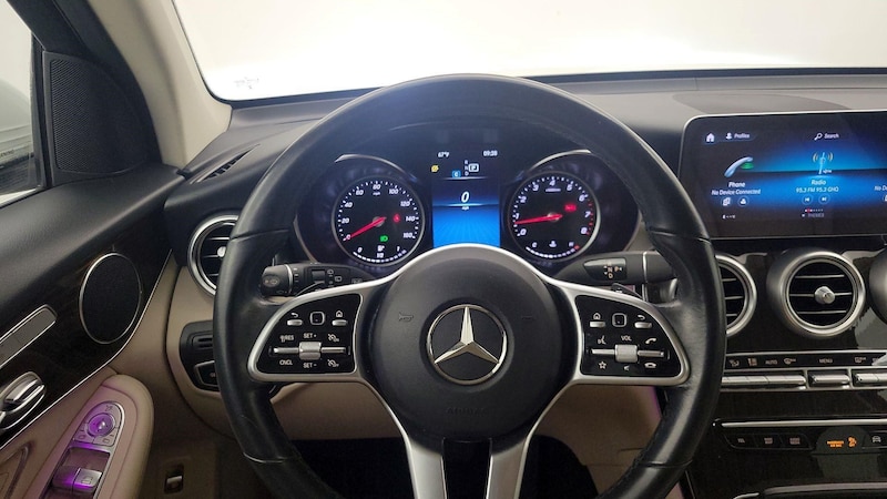 2021 Mercedes-Benz GLC 300 10