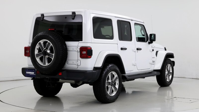 2021 Jeep Wrangler Unlimited Sahara 8