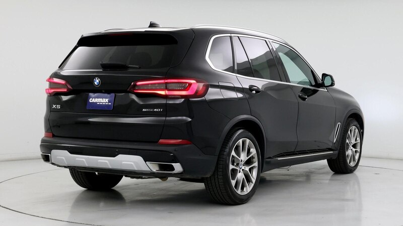 2023 BMW X5 sDrive40i 8