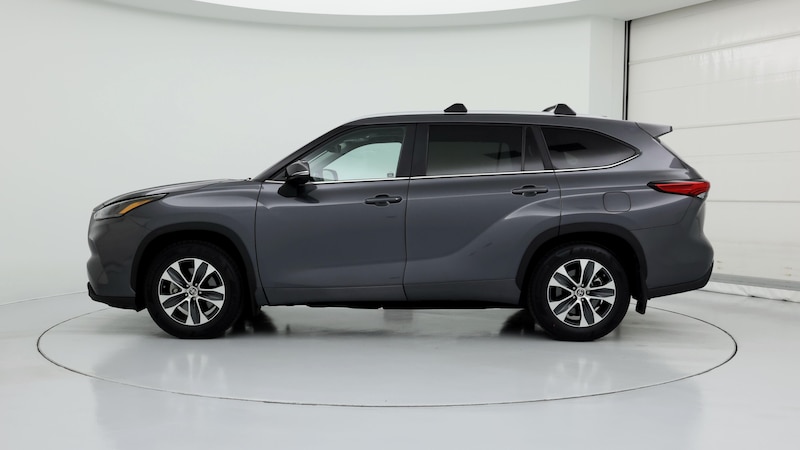 2023 Toyota Highlander XLE 3