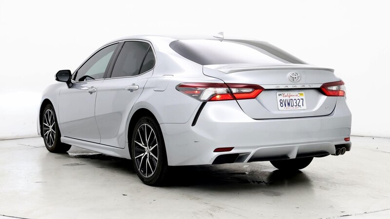 2021 Toyota Camry SE 2