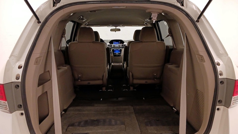 2015 Honda Odyssey EX 22