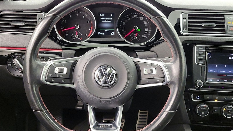 2016 Volkswagen Jetta SEL 10