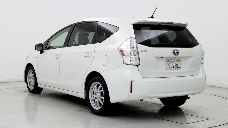 2014 Toyota Prius v Three 2