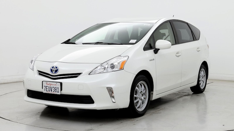 2014 Toyota Prius v Three 4