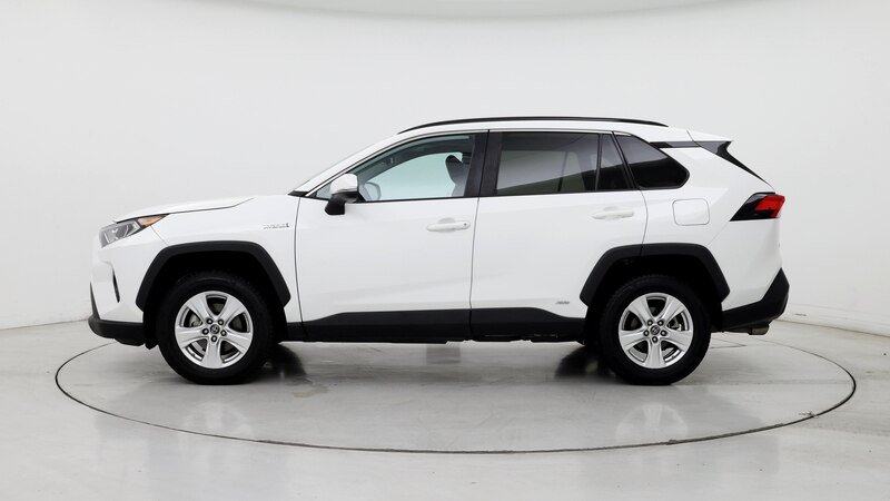 2019 Toyota RAV4 XLE 3