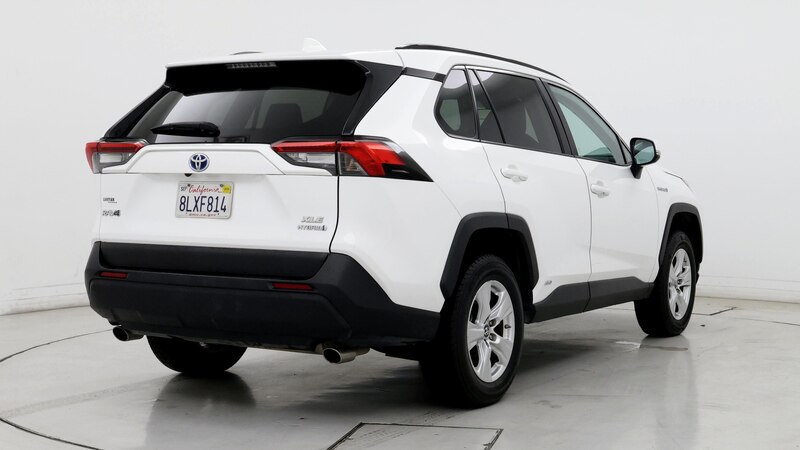 2019 Toyota RAV4 XLE 8