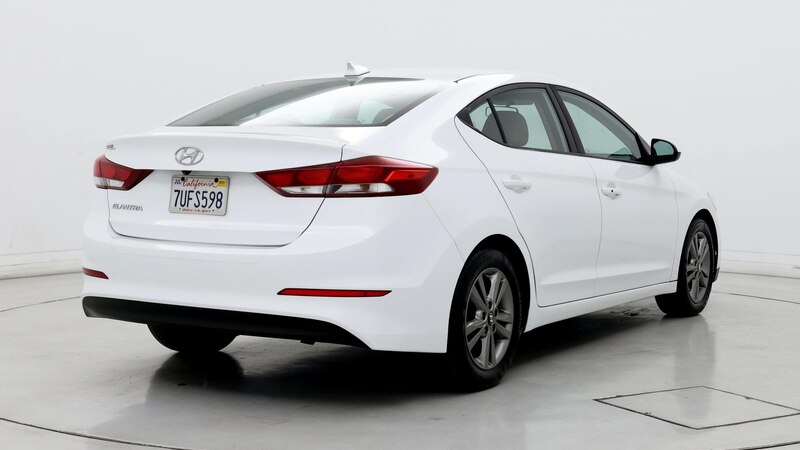 2017 Hyundai Elantra SE 8